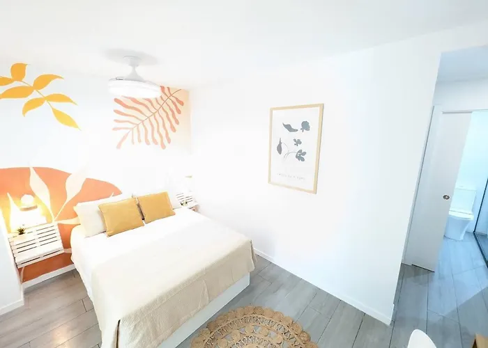 Apartamento Bajondillo Loft Frente Al Mar *
