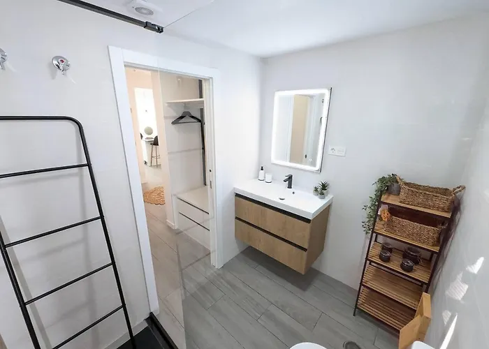 Bajondillo Loft Frente Al Mar Appartamento *